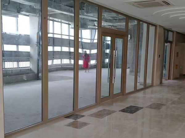 防火隔斷、玻璃防火門